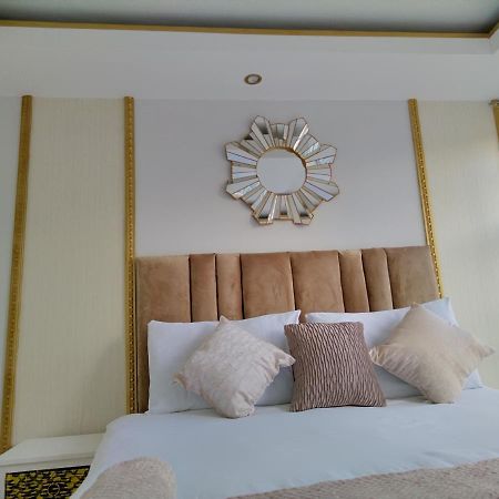 Mavi Guest House East London Bagian luar foto
